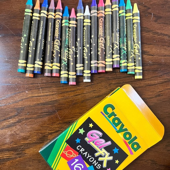 Crayola Crayons Gel Fx 16 Never Used Rare 2001 - Picture 3 of 3